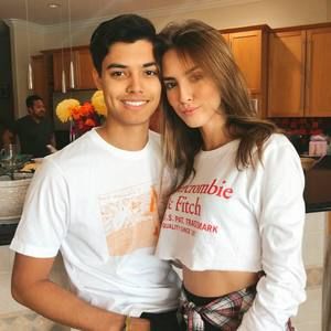 Meet your Posher, Gisela